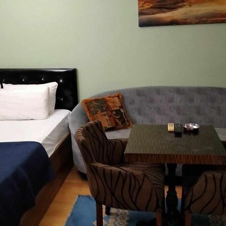 Taksim Pera Suites Стамбул Екстер'єр фото